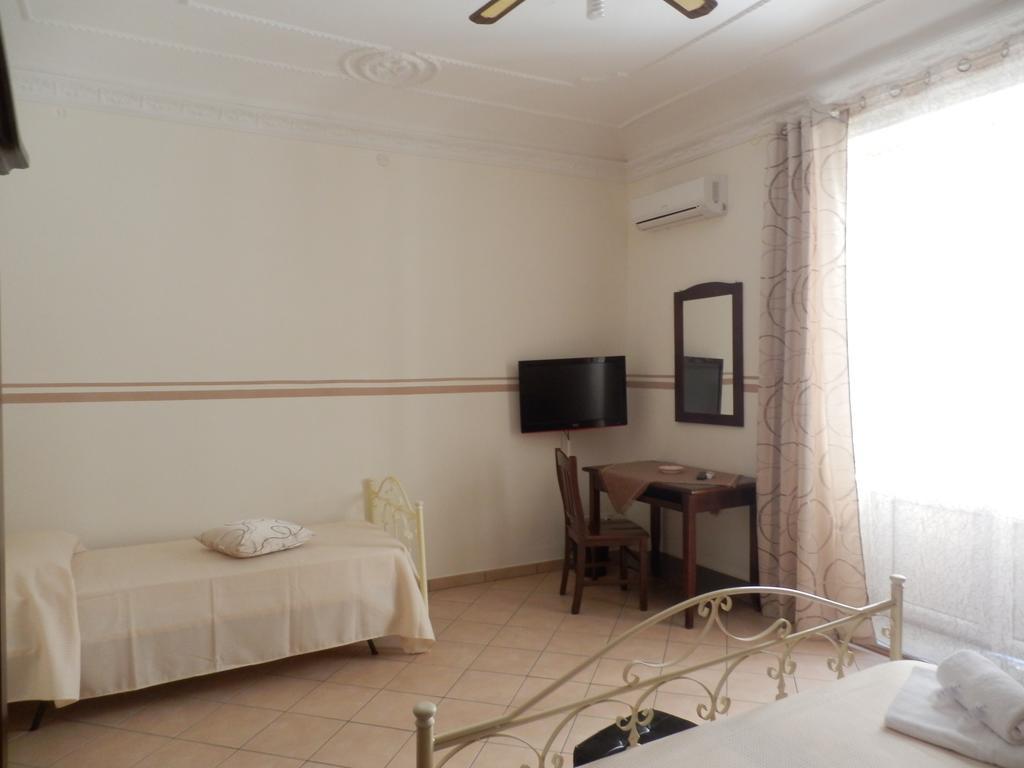 Attarin B&B Palermo Rum bild