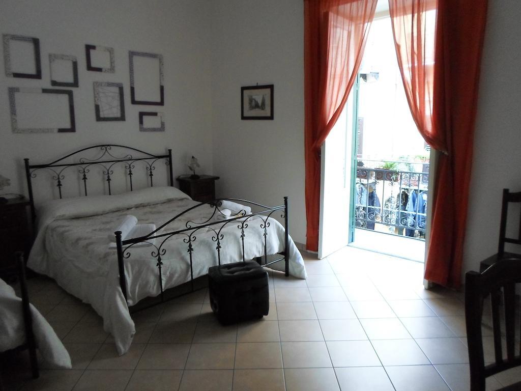 Attarin B&B Palermo Rum bild